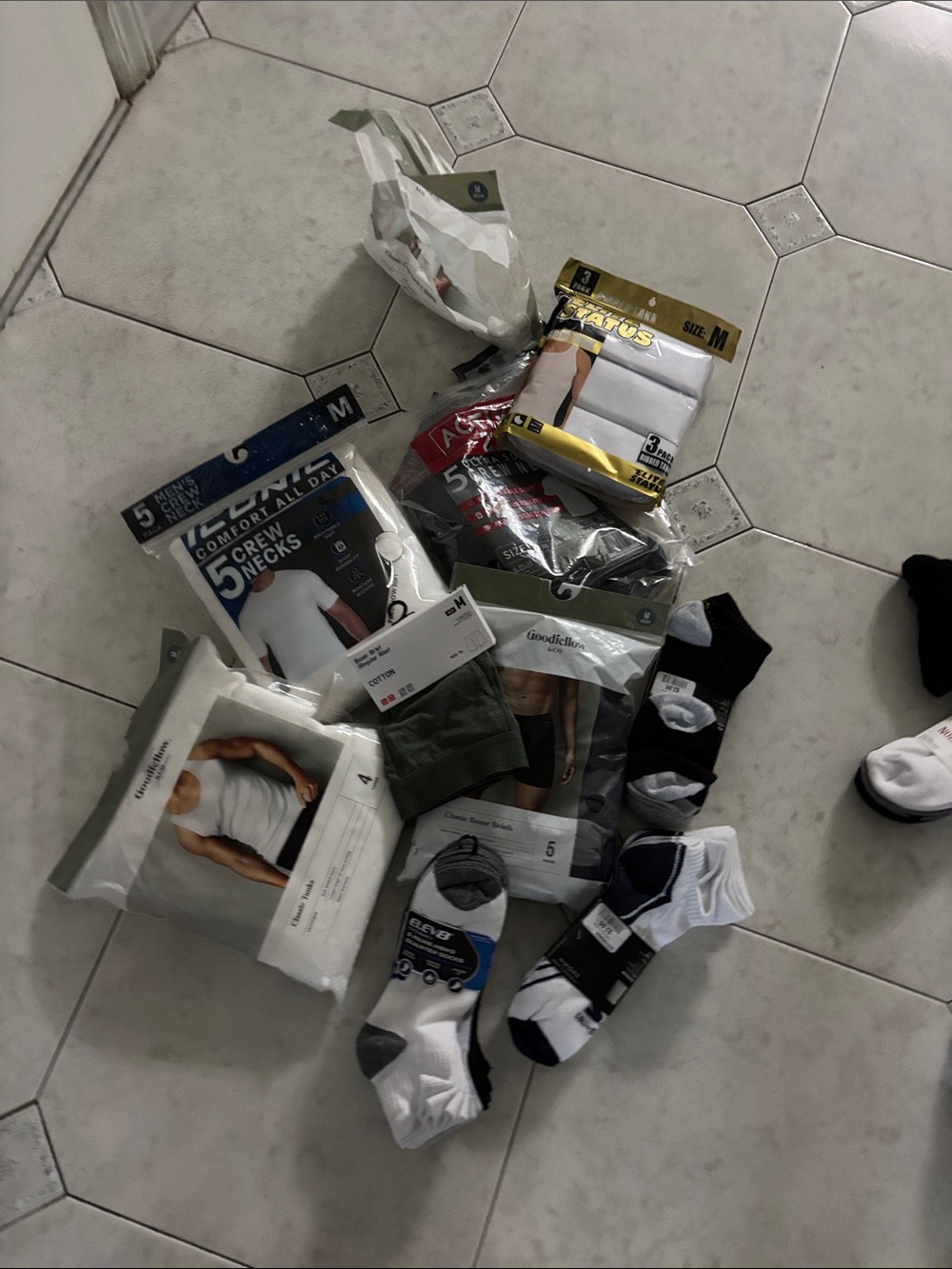 Men's White Crew Undershirts & Pants Assorted with Socks Pack AS IS